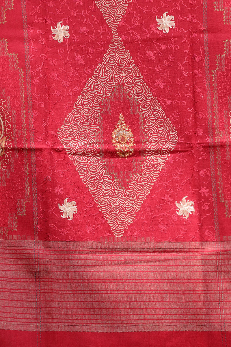 Red colour shawl