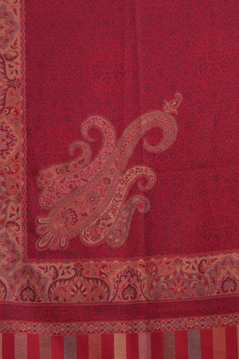 Maroon  colour shawl