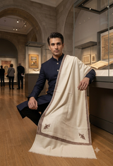 Semi pashmina men’s shawl with hand-embroidered Kashmiri borde